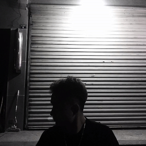 被❌水好多18久久久爽
